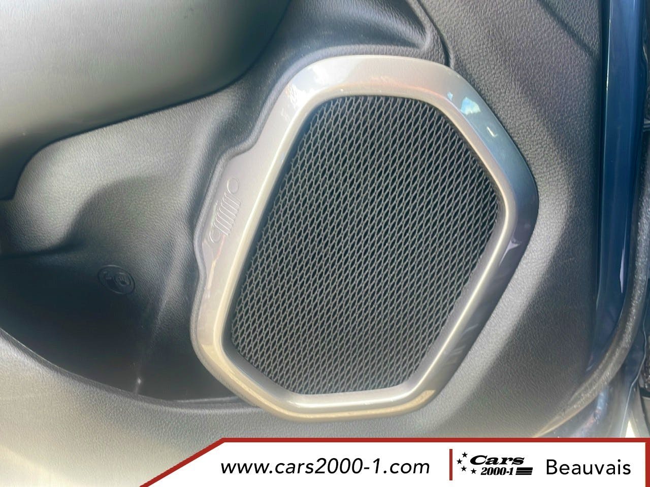 Jeep Renegade  1.5 Turbo T4 130 ch BVR7 e-Hybrid Summit occasion - Photo 13
