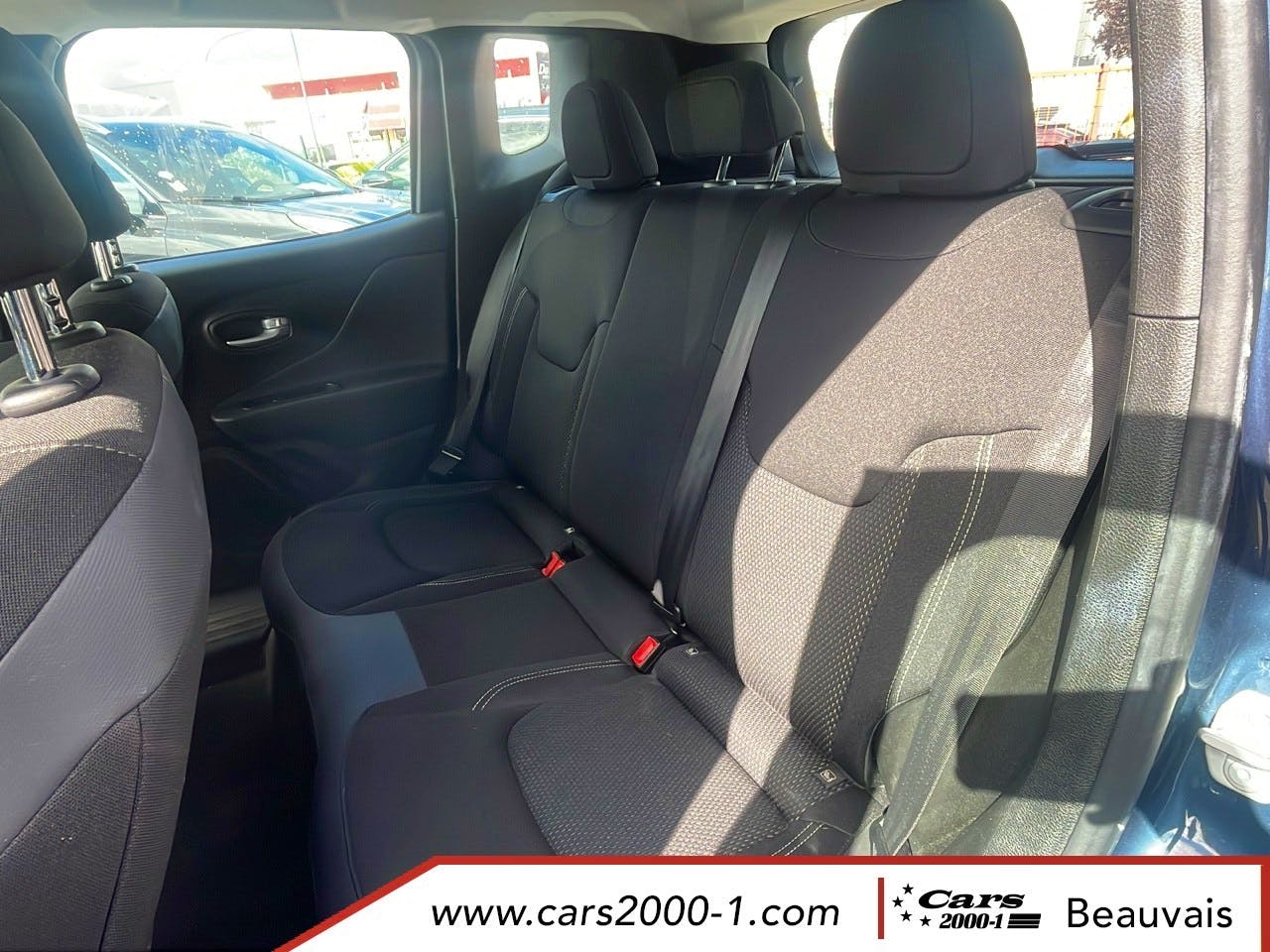 Jeep Renegade  1.5 Turbo T4 130 ch BVR7 e-Hybrid Summit occasion - Photo 9