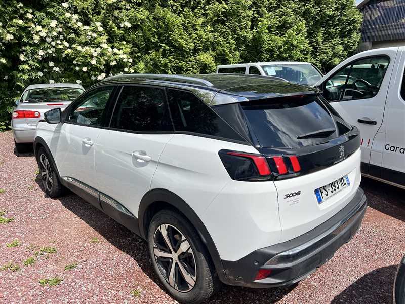 Peugeot 3008  130 BVM 6 ALLURE occasion - Photo 5