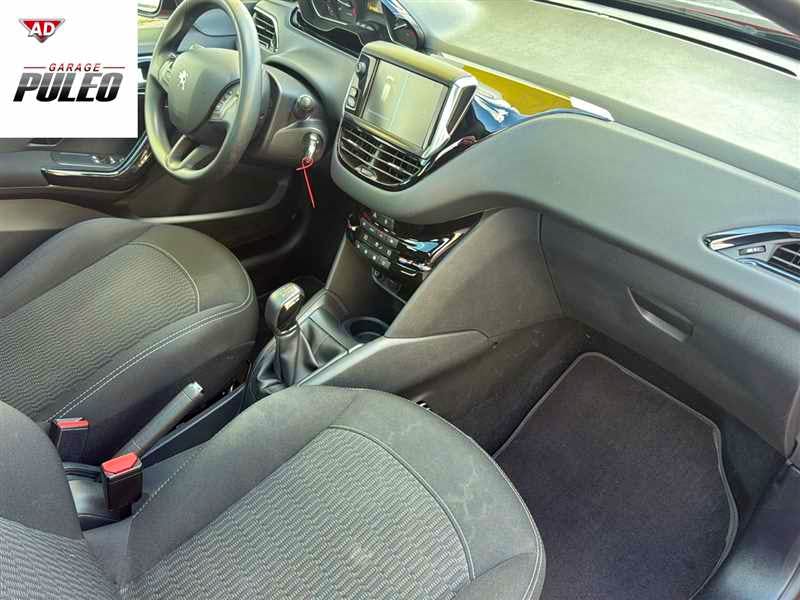Peugeot 208  208 1.2 PTEC occasion - Photo 11