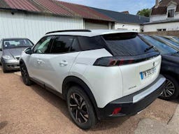 Peugeot 2008  1.2 PTEC 130CV EAT8 ALLURE BUSINESS occasion - Photo 2