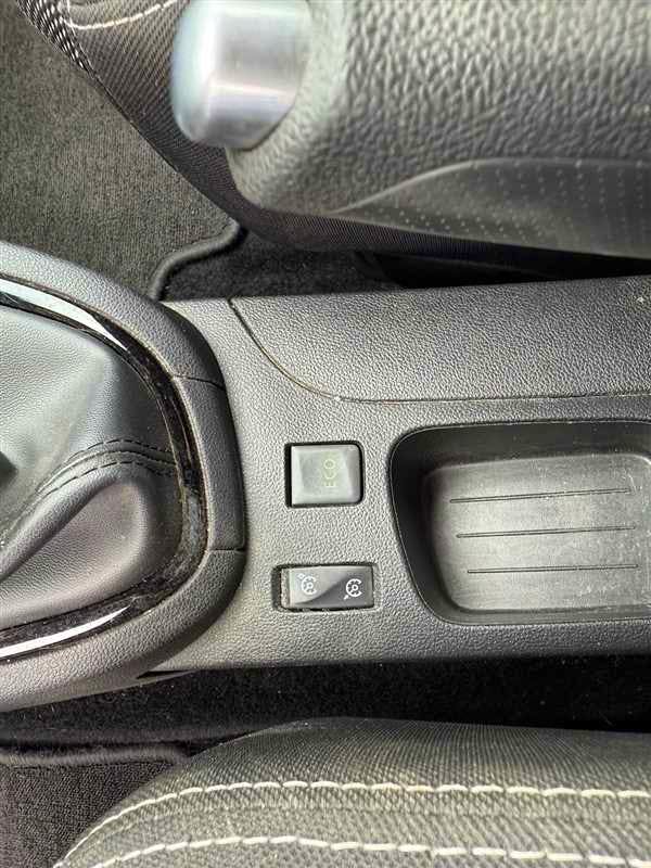 Renault Clio  0.9L TCE 90CV GENERATION occasion - Photo 12