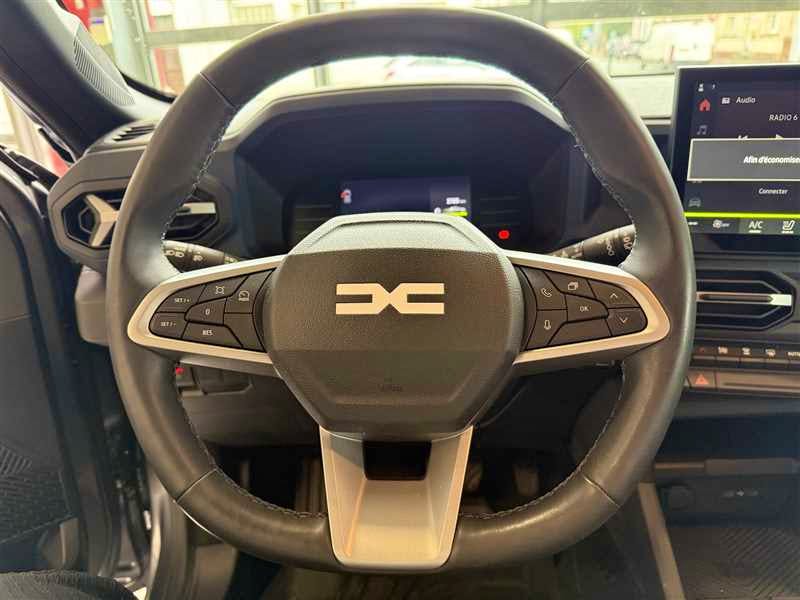 Dacia Duster  1.6 HYBRID 140CH JOURNEY 4X2 occasion - Photo 11