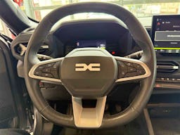Dacia Duster  1.6 HYBRID 140CH JOURNEY 4X2 occasion - Photo 11