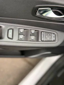 Renault Captur CAPTUR DCI 90 INTENS occasion - Photo 6