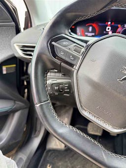 Peugeot 3008 1.5 BHDI 130CV ALLURE PACK EAT8 occasion - Photo 8