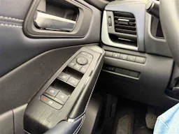 Nissan Qashqai  1.3L DIG-T MHEV 140CV N-CONNECTA occasion - Photo 9