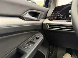 Volkswagen Golf 2.0L TDI 115CV LIFE FIRST occasion - Photo 8