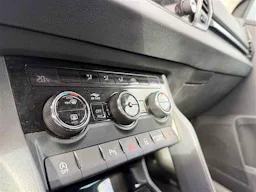Skoda Karoq 2.0 TDI 115 SELECTION occasion - Photo 13