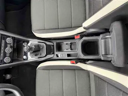 Volkswagen T-Roc  2.0L TDI 150CV CARAT occasion - Photo 7