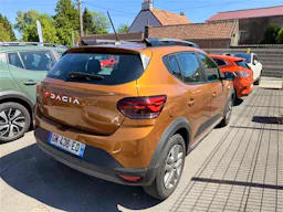 Dacia Sandero Stepway TCE 90 EXPRESSION occasion - Photo 2