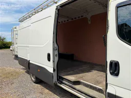 Iveco Daily 2.3l MULTIJET 160CV L4H2 occasion - Photo 4