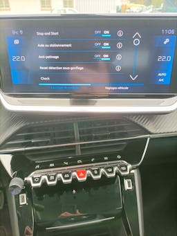 Peugeot 2008  2008 II (2) ALLURE 1.2 PURETECH 130 S&S EAT8 occasion - Photo 14