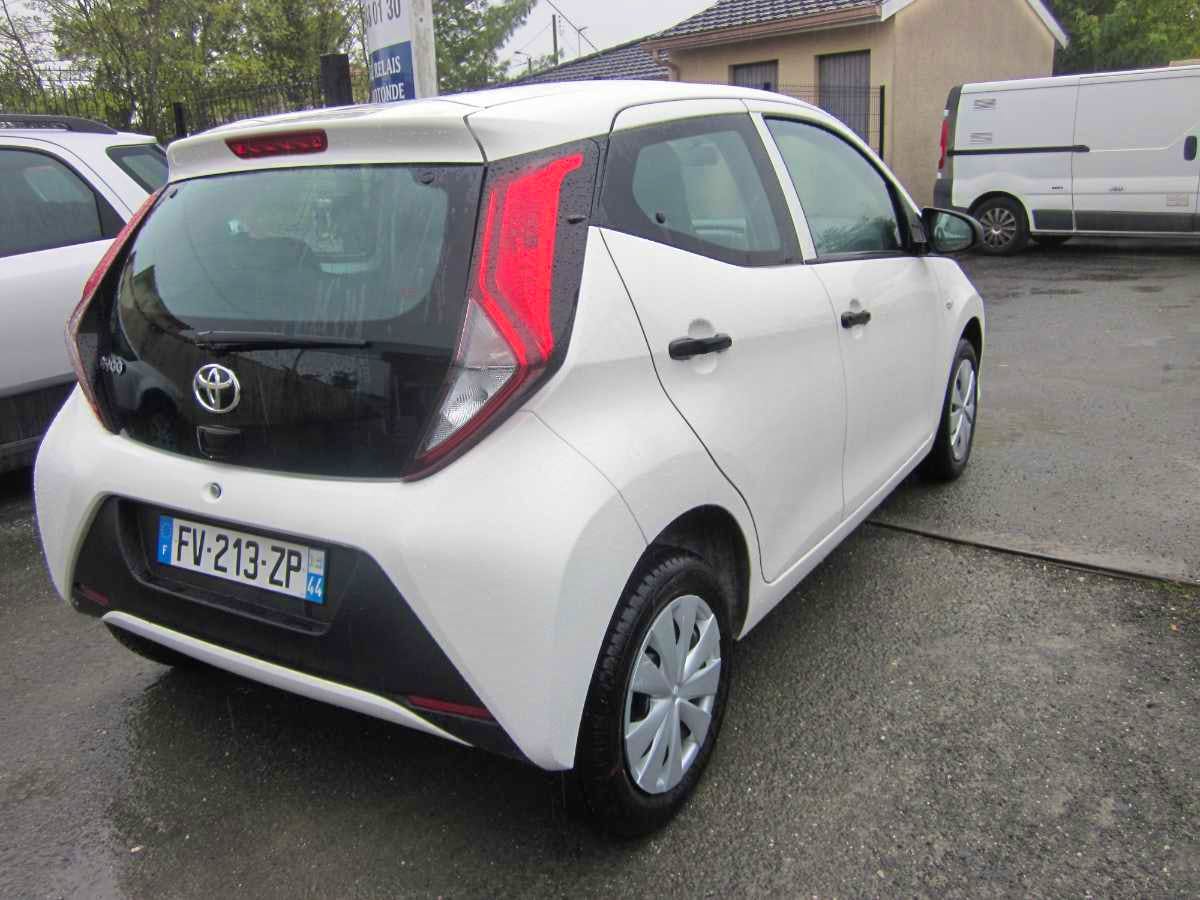 Toyota Aygo  1.00 VVTI 68CV occasion - Photo 4