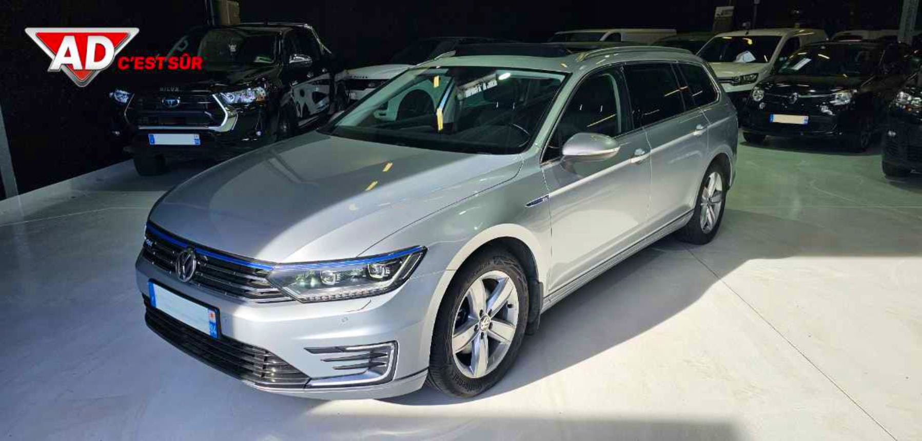 Volkswagen Passat  PASSAT SW 1.4 TSI GTE 218 CH occasion - Photo 1