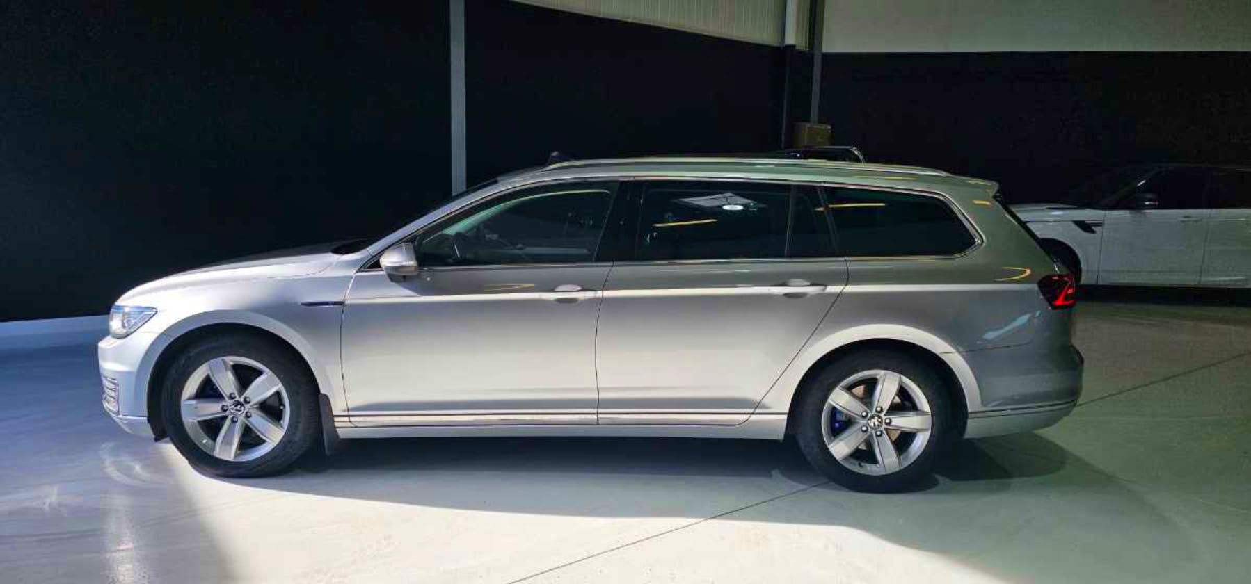 Volkswagen Passat  PASSAT SW 1.4 TSI GTE 218 CH occasion - Photo 8