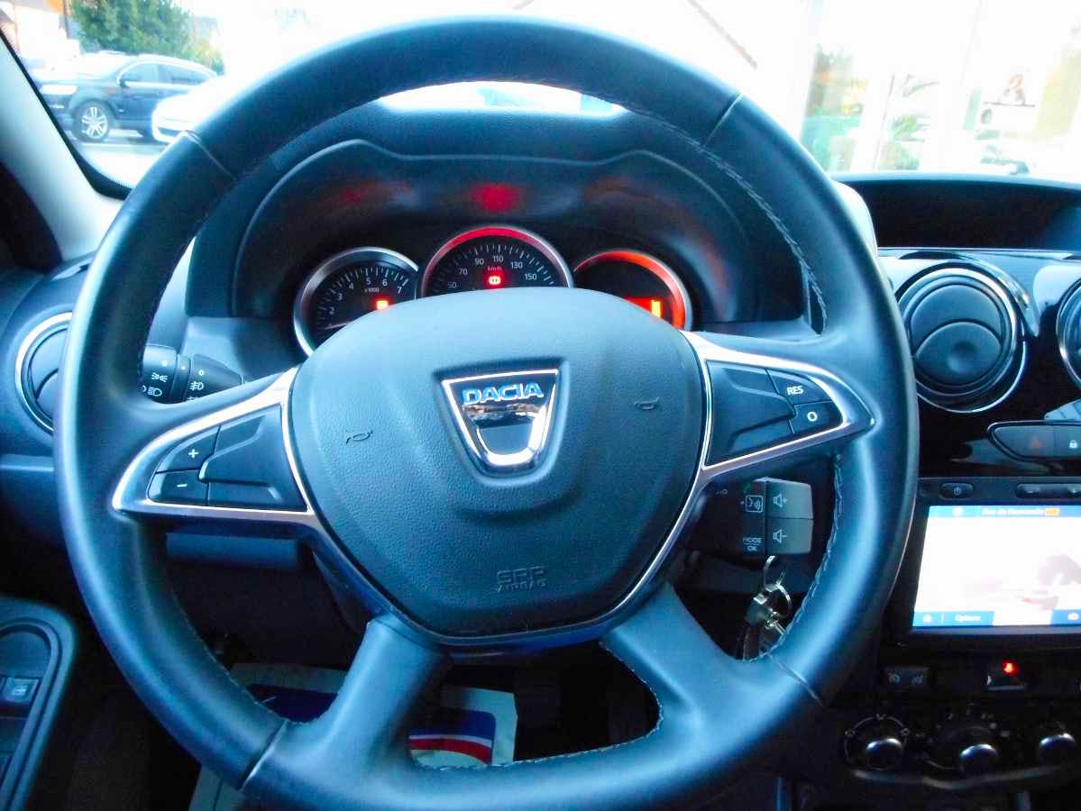 Dacia Duster  1.5 DCI BLACK TOUCH 4X2 occasion - Photo 8