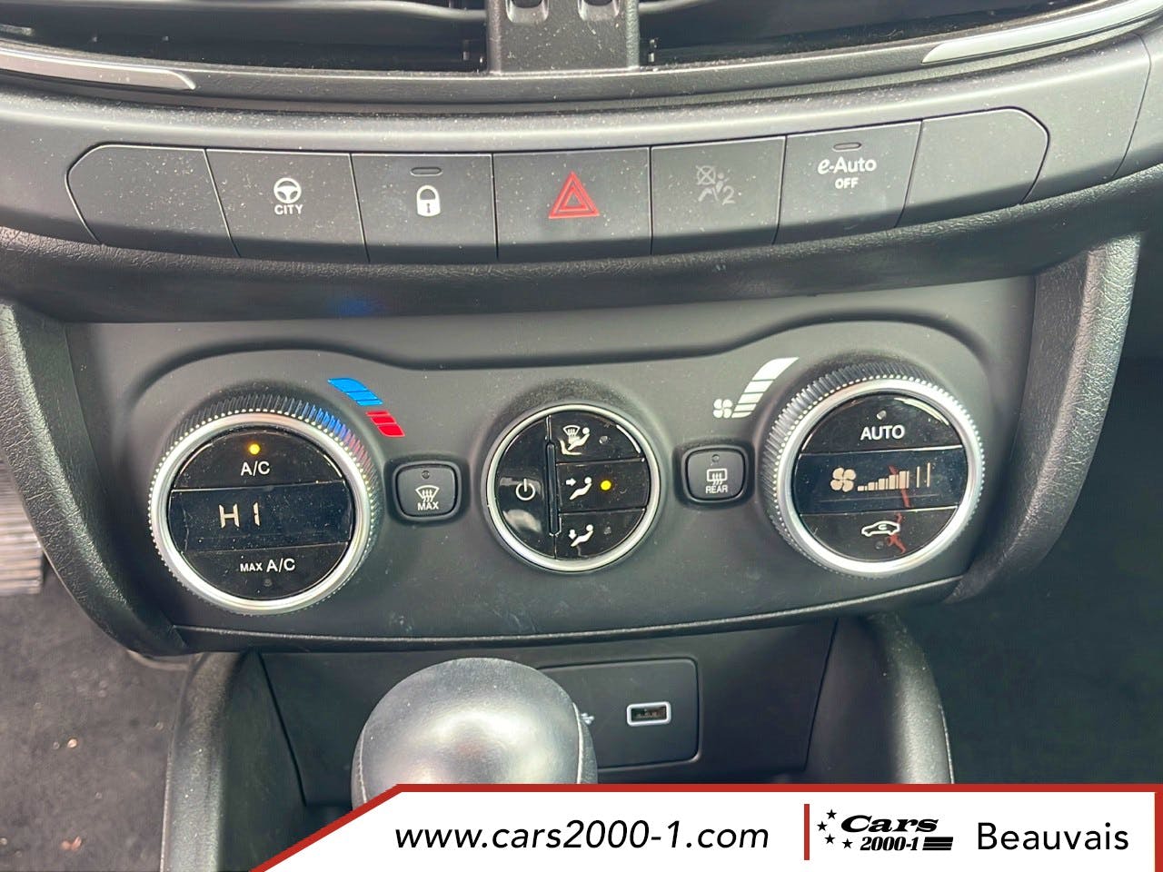 Fiat Tipo Cross  1.5 Firefly Turbo 130 ch S&S DCT7 Hybrid GARMIN occasion - Photo 24