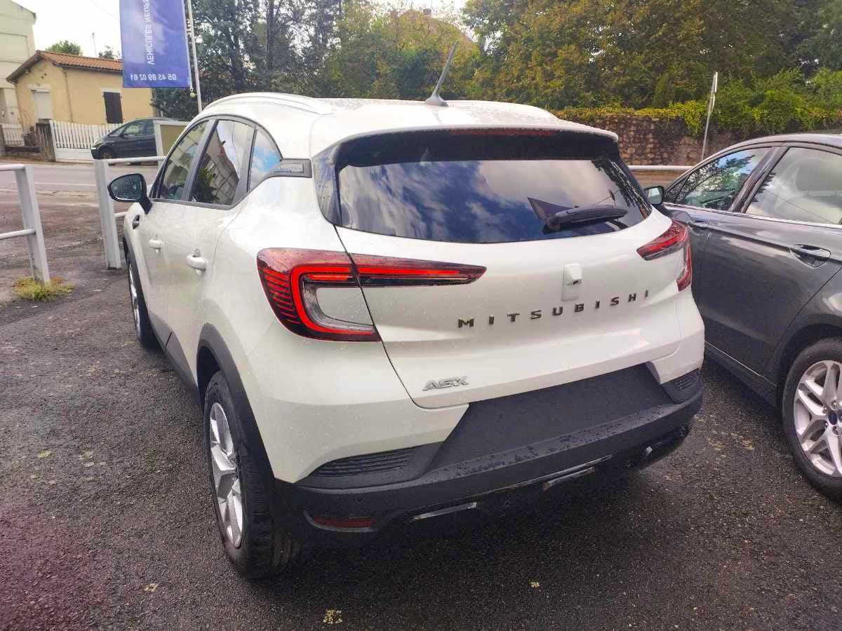 Mitsubishi ASX  1.3 DI-T MHEV INVITE PLUS 140 CH HYBRIDE occasion - Photo 4