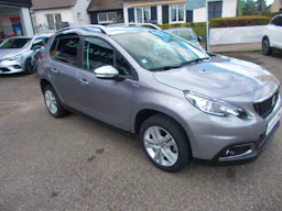 Peugeot 2008 1.2 Pure Tech 110ch E6.C Style S&S EAT6 occasion - Photo 2