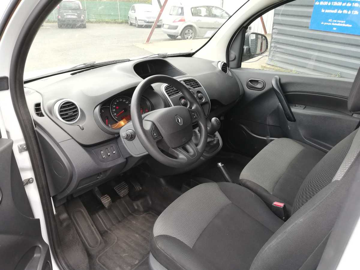 Renault Kangoo  1.5 DCI 90 GRAND CONFORT 3 PLACES occasion - Photo 6