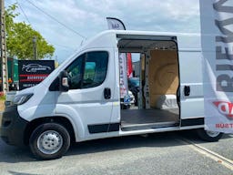 Peugeot Boxer HDI 140 335 L2H2 PREMIUM occasion - Photo 4