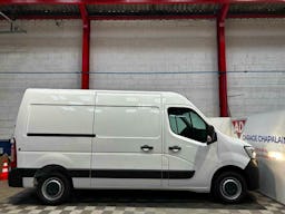 Renault Master FOURGON GRAND CONFORT FGN TRAC F3300 L2H2 BLUE DCI 135 occasion - Photo 4