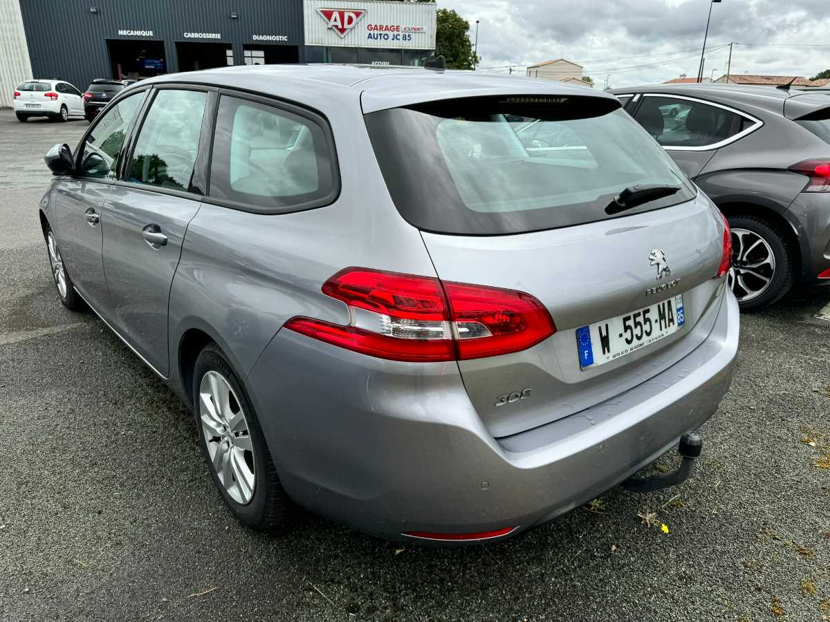 Peugeot 308 SW  BLUEHDI 130 ACTIVE + occasion - Photo 5