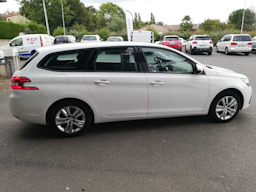 Peugeot 308 SW  1.5 BlueHdi 130 Active Business EAT8 occasion - Photo 4