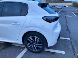 Peugeot 208 PURETHEC 100 S&S BVM6 ALLURE occasion - Photo 3