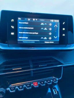 Peugeot 208 PURETHEC 100 S&S BVM6 ALLURE occasion - Photo 5