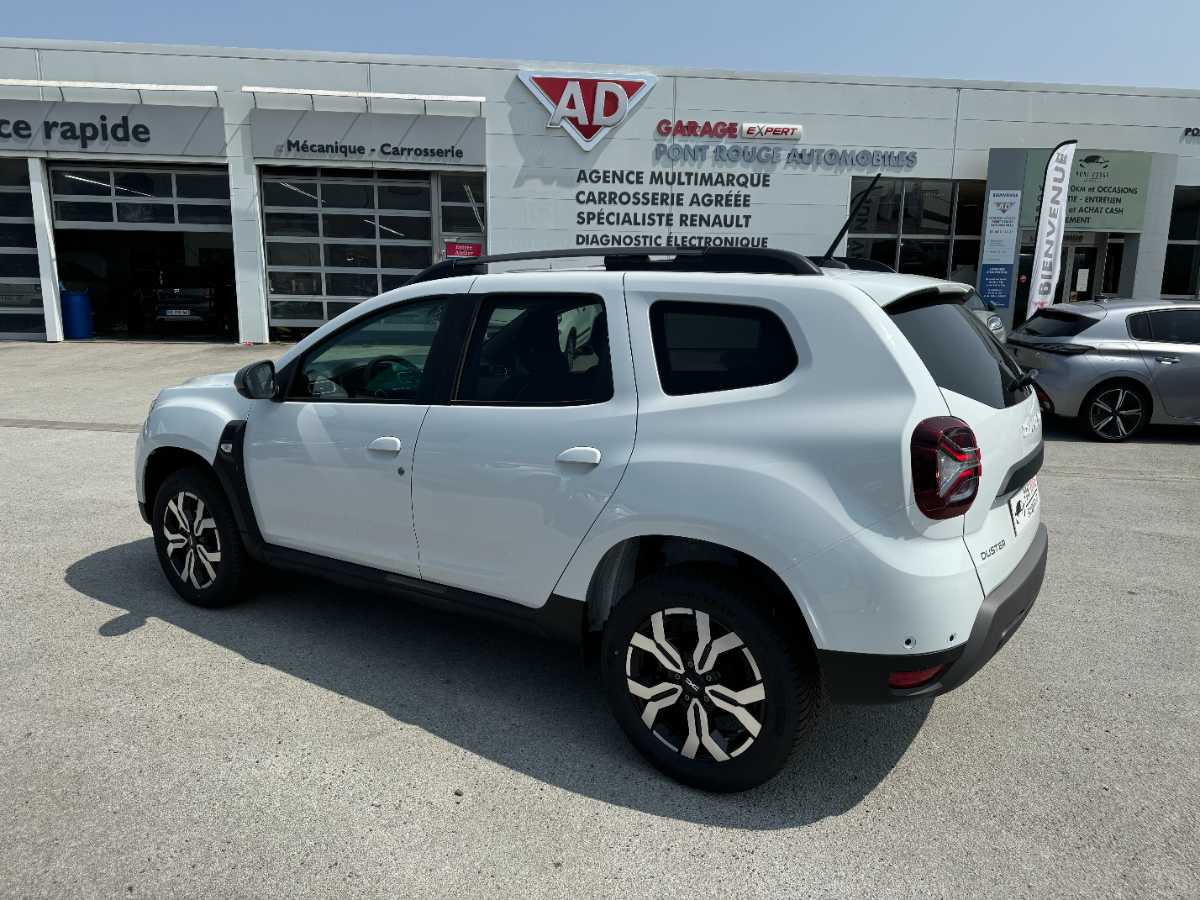 Dacia Duster  BLUE DCI 115CV JOURNEY 4X4 occasion - Photo 3