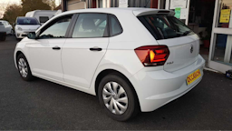 Volkswagen Polo  VI  1.0 MPI TRENDLINE occasion - Photo 4