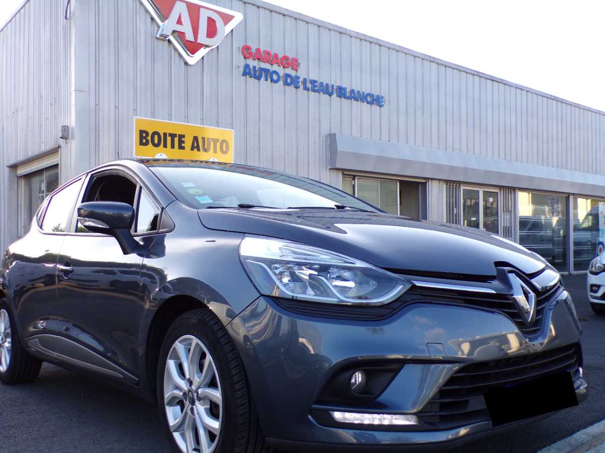 Renault Clio  1.5 DCI 90 BVA6 Business E6 occasion - Photo 1