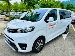 Toyota Proace  2.0 140 D-4D DYNAMIC CONNECT 9 PL occasion - Photo 3
