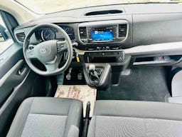 Toyota Proace  2.0 140 D-4D DYNAMIC CONNECT 9 PL occasion - Photo 8
