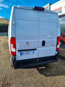 Peugeot Boxer  2.2 BLUE  140 CV occasion - Photo 3