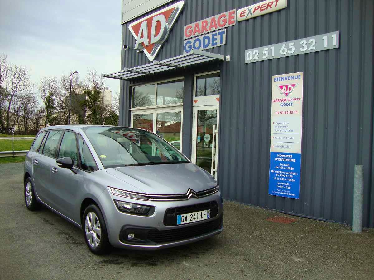 Citroën Grand C4 Picasso  1.5 BLUE HDI 130 CV EAT8 BUSINESS occasion - Photo 1