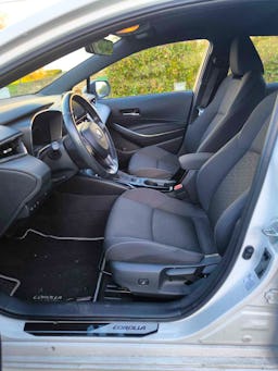 Toyota Corolla DYNAMIC BUSINESS 122h TS Touring Sports occasion - Photo 3