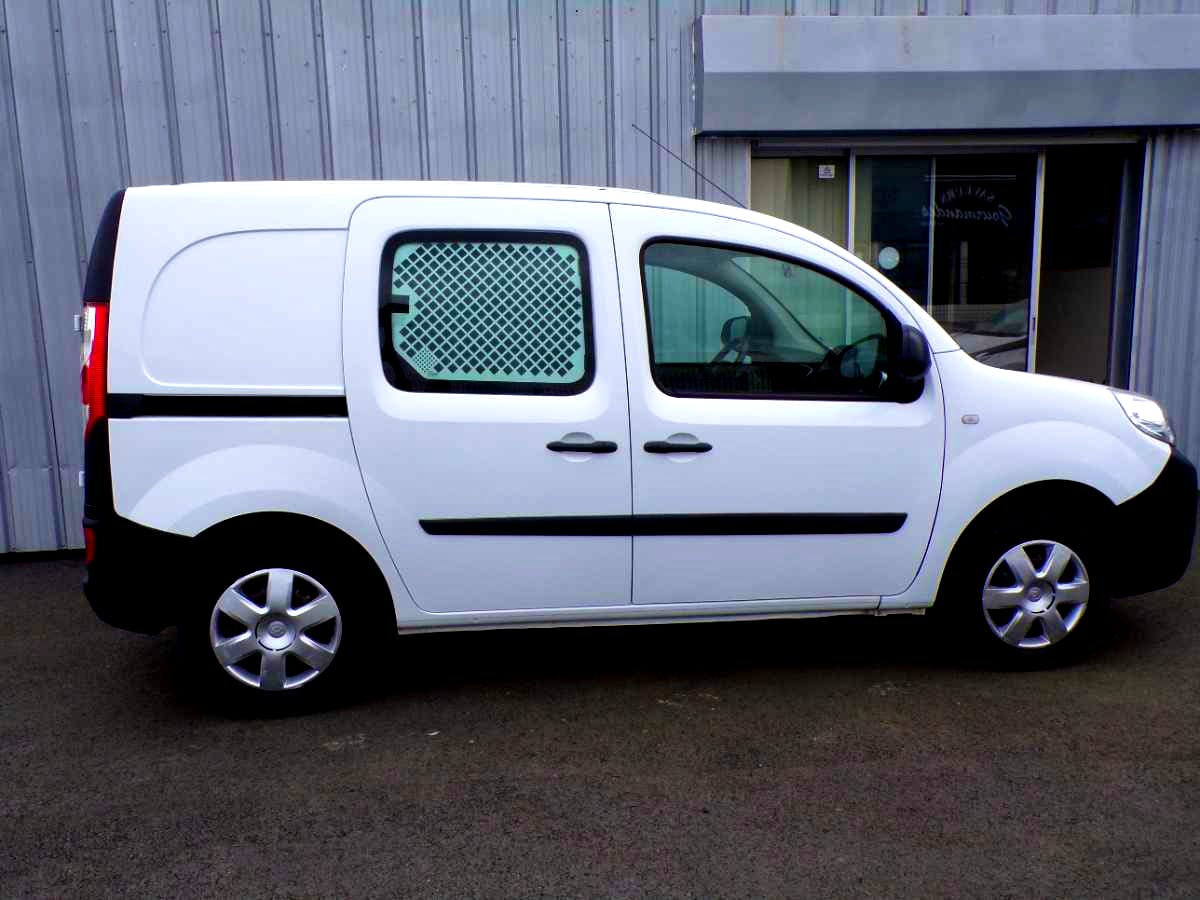Renault Kangoo  L1 EXTRA 1.5 DCI 90- TVA RECUP 8075HT occasion - Photo 12
