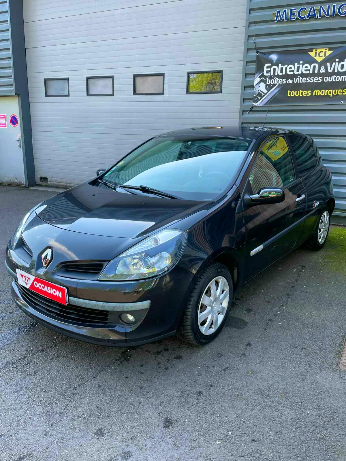 Renault Clio  1.5 dci occasion - Photo 5