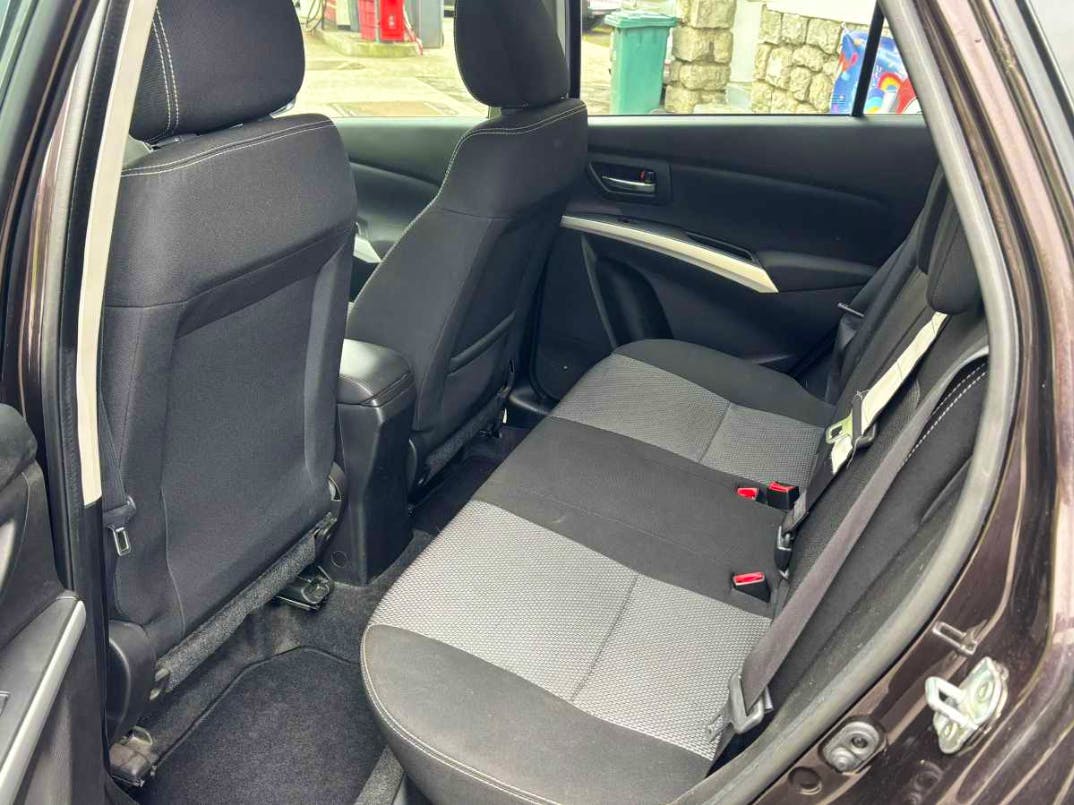 Suzuki SX4 S-cross  SX4 TURBO 1.6DDIS ALL GRIP occasion - Photo 10