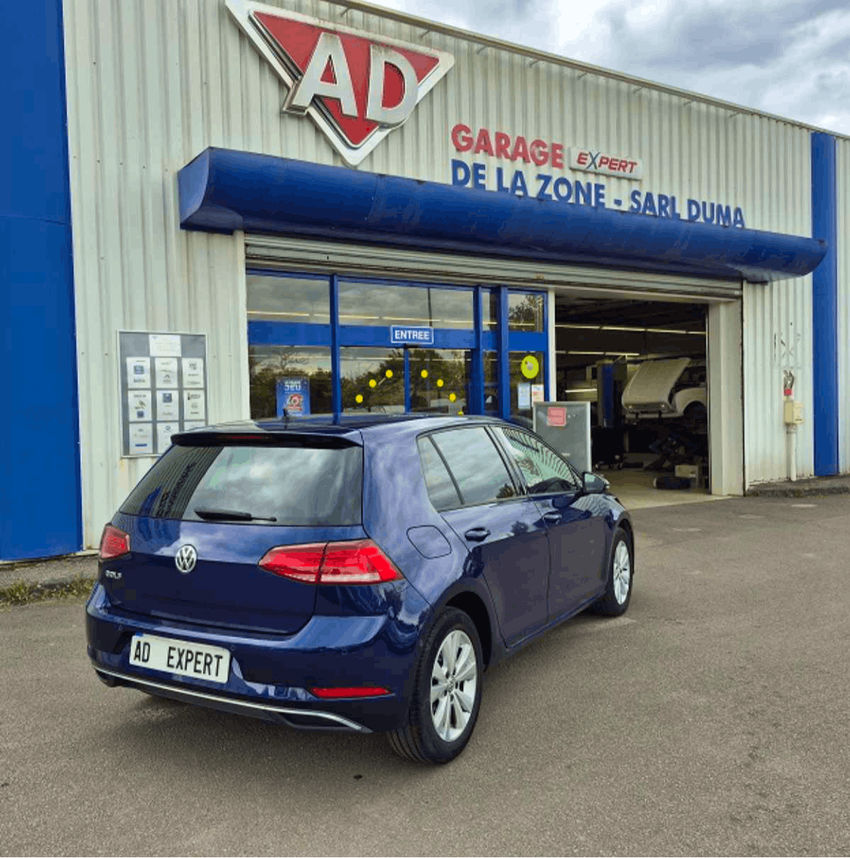 Volkswagen Golf  GOLF VII 2.0 TDI 150 CONFORTLINE BUSINESS occasion - Photo 2