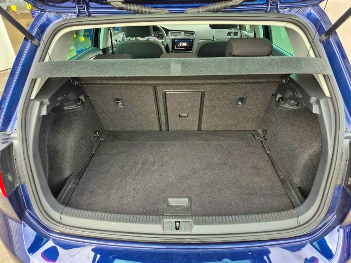 Volkswagen Golf  GOLF VII 2.0 TDI 150 CONFORTLINE BUSINESS occasion - Photo 14
