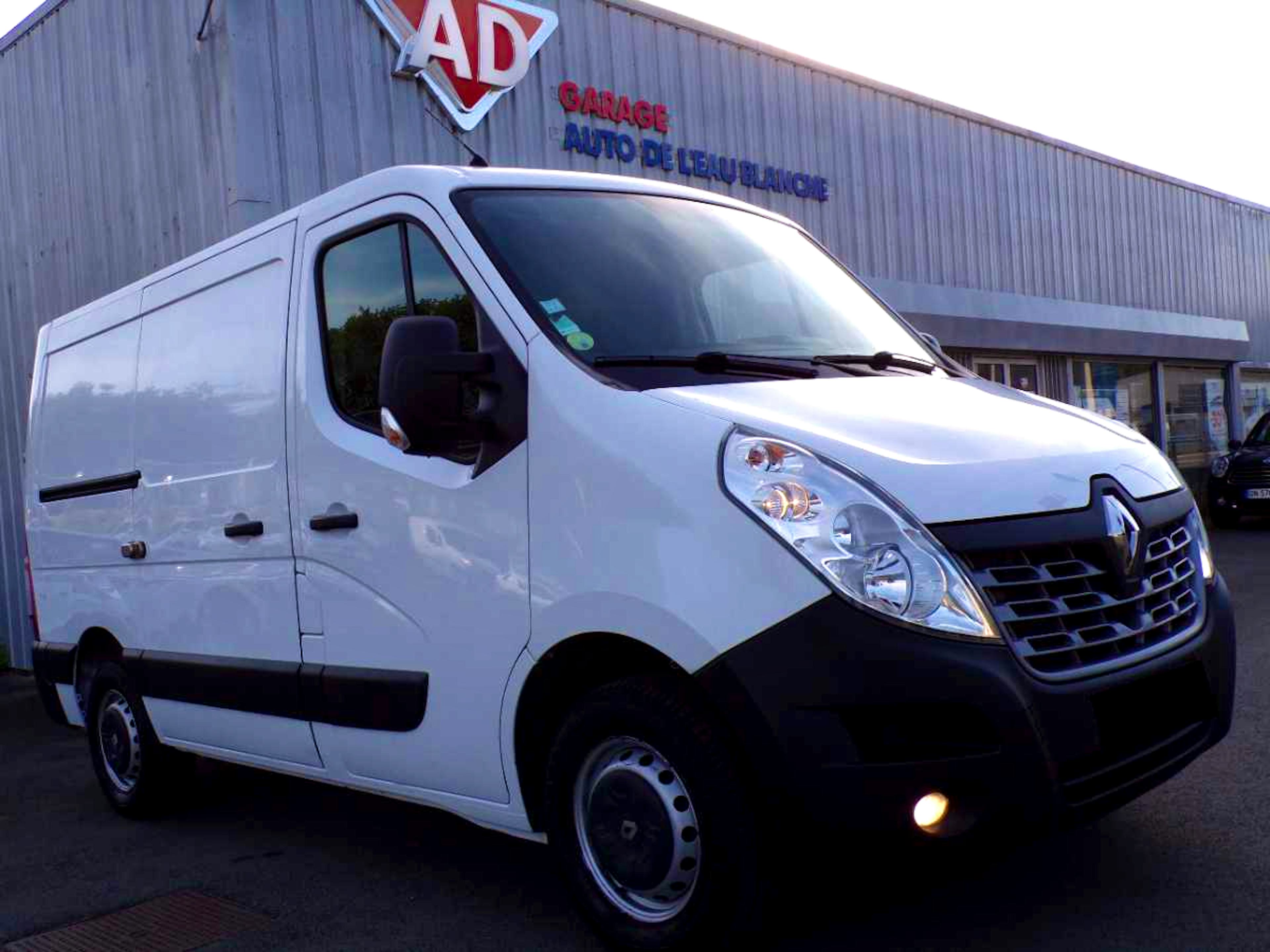 Renault Master Fg F3500 L1H1 2.3 dCi 130ch GCF. 12990HT occasion