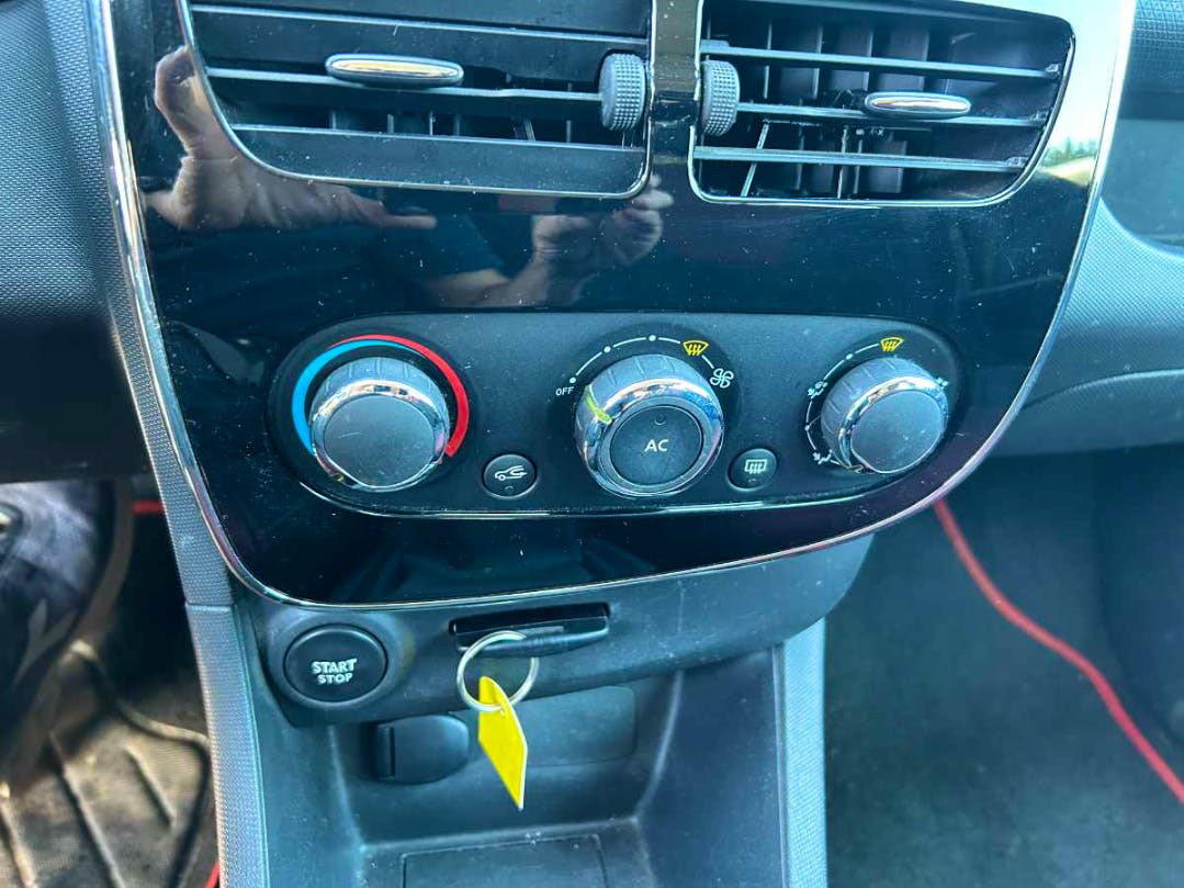 Renault Clio  0.9 TCE occasion - Photo 8