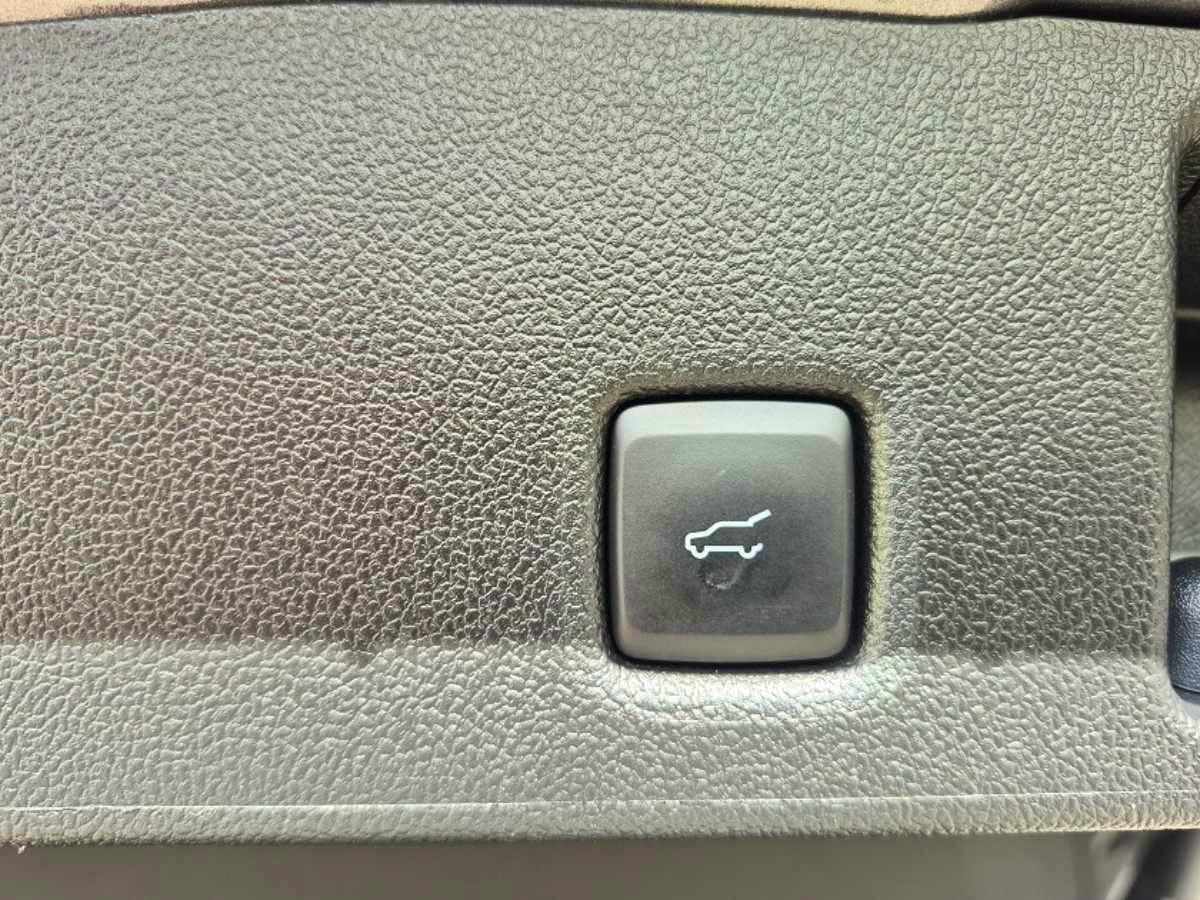 Ford Kuga  KUGA 2.5 DURATECH 190CH FHEV E85 ST LINE X BVA occasion - Photo 12