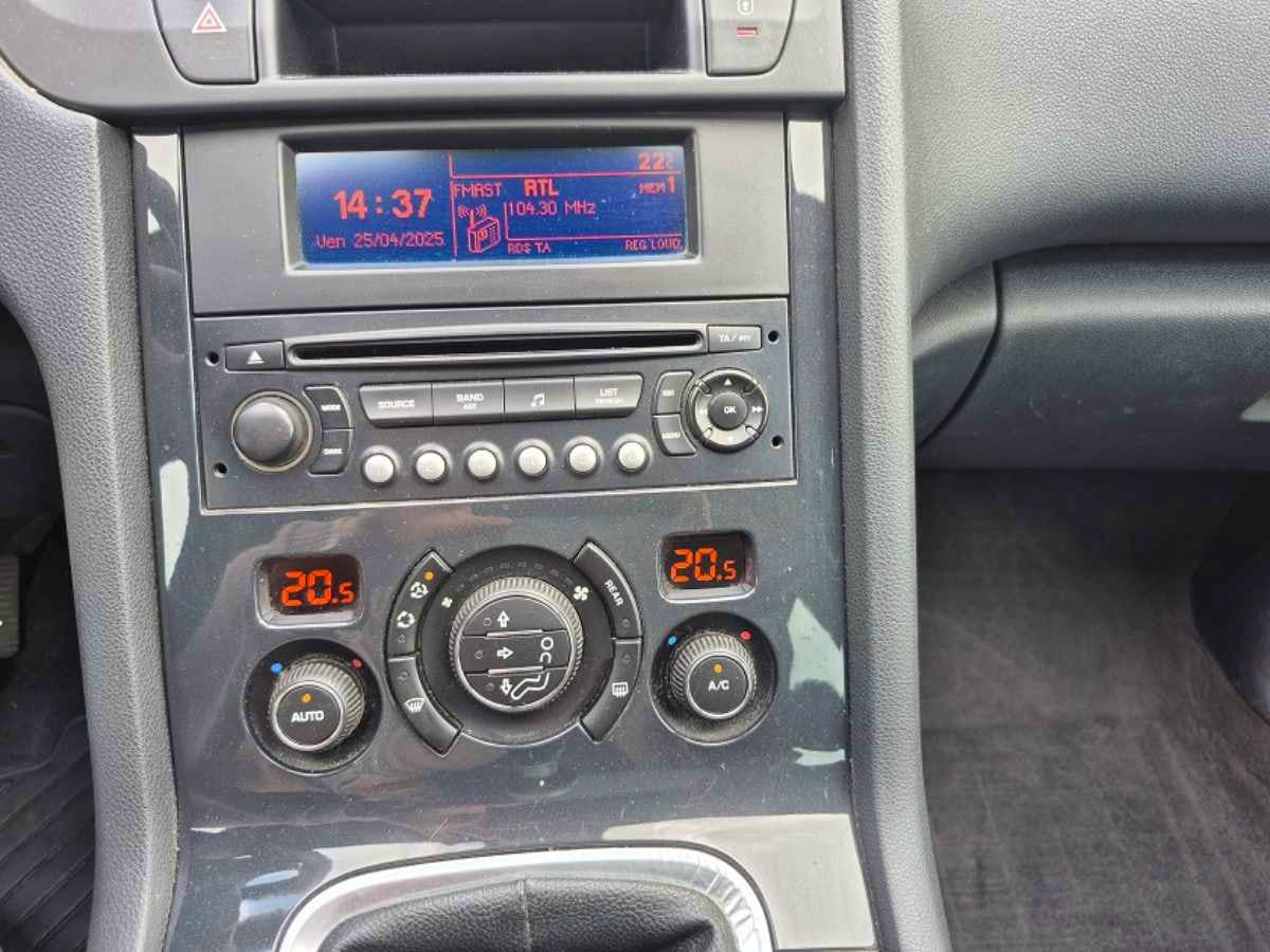 Peugeot 5008  5008 1.6 HDI 112 7 PLACES occasion - Photo 5
