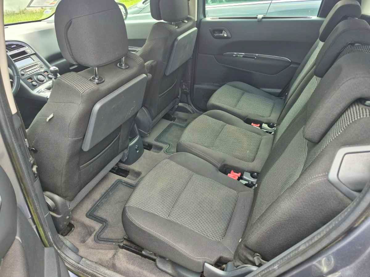 Peugeot 5008  5008 1.6 HDI 112 7 PLACES occasion - Photo 6