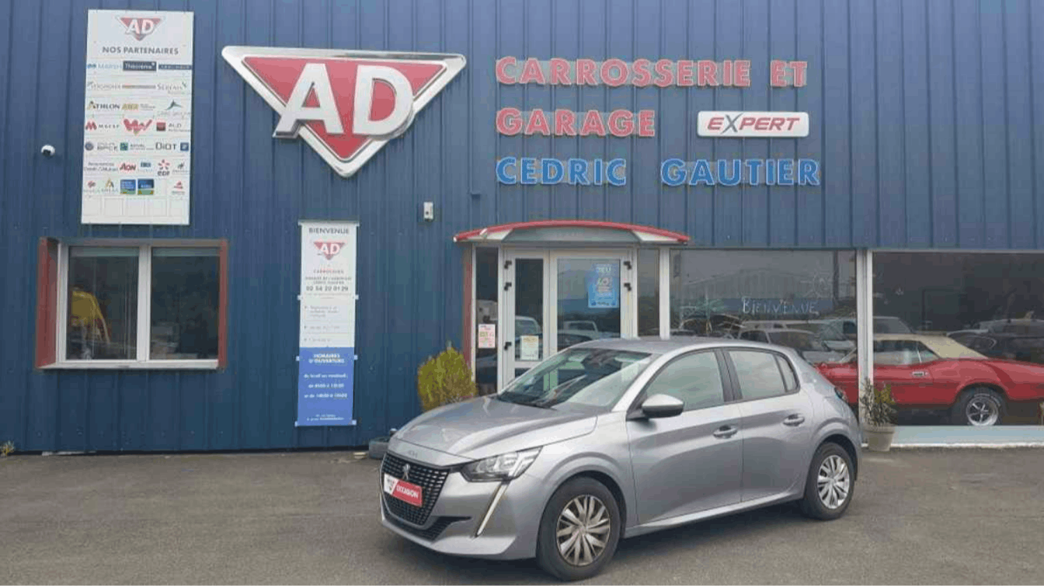 Peugeot 208  1.5 HDI 100 CV occasion - Photo 1